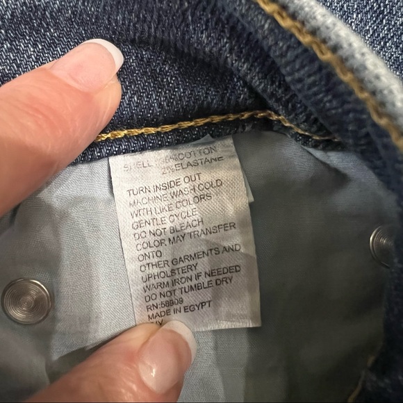 NWT! Antonio Melani high rise kick style jeans - Picture 4 of 7